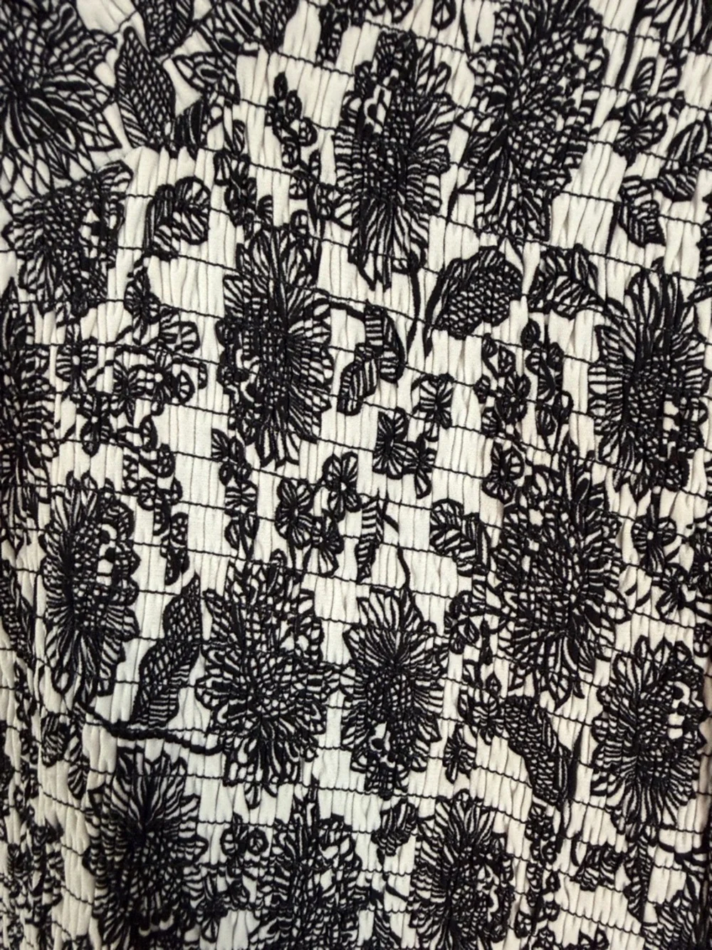 Tommy Hilfiger Black & White Floral Smocked Long-Sleeve Top - Picture 3 of 9